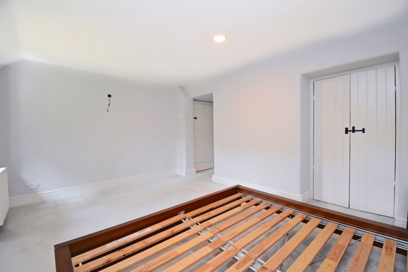 Bedroom- click for photo gallery